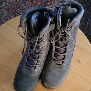 Men's Stylish Lace-Up Boots in Gray